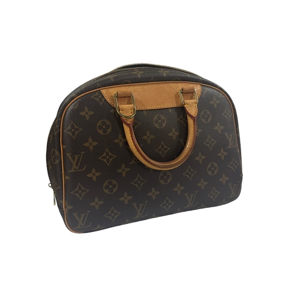 (SOLD) Louis Vuitton Trouville - Picture 4 of 9